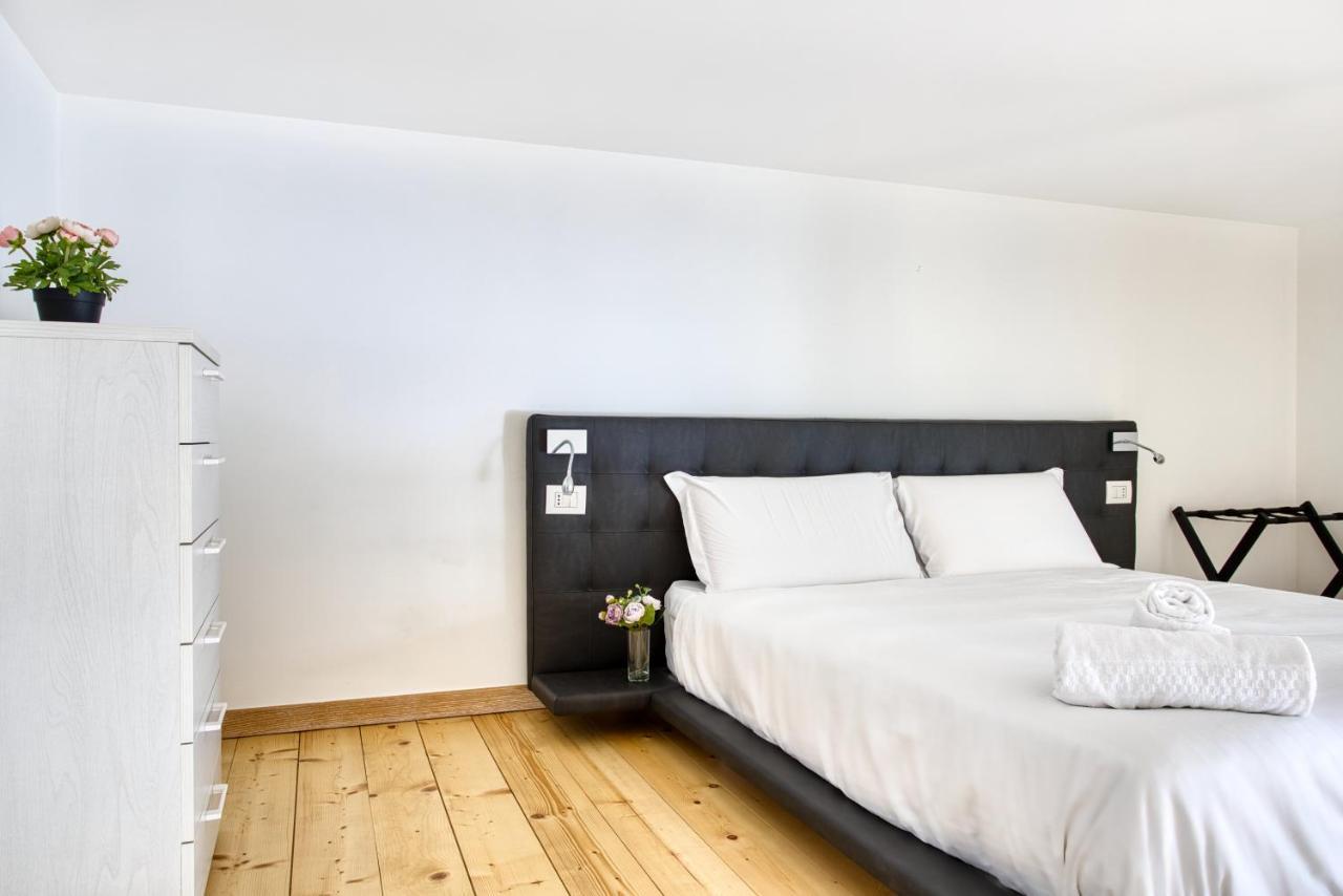Apartamento Joivy Charismatic 1-Bed Flat With Parking Milán Exterior foto